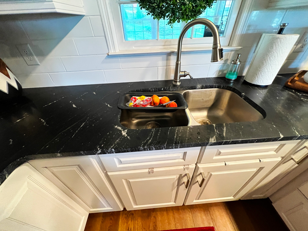 Indianspringsvillage13 modern kitchen faucets 2025 picture
