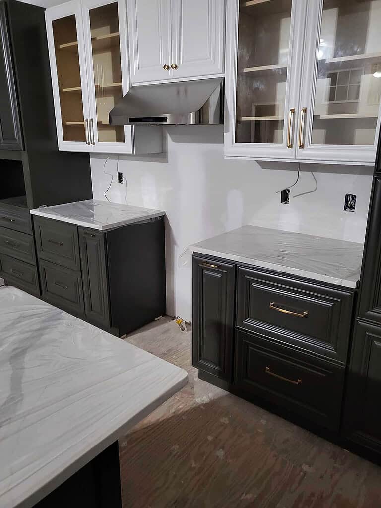 Carpenter39 range hood installation picture