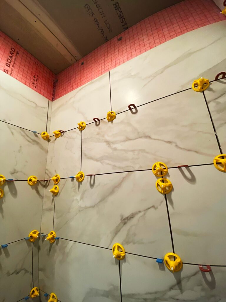 Ford70 shower wall material picture