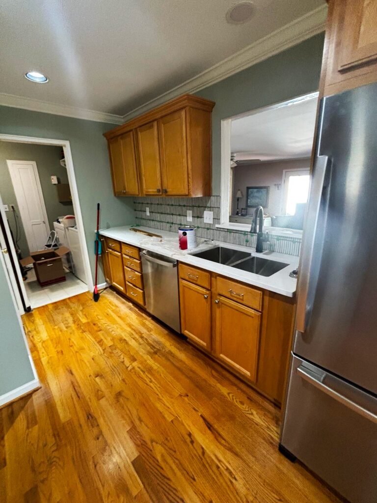 Quinnredo103 height of kitchen island picture