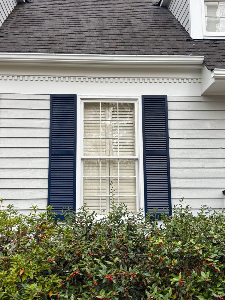 Satcher46 siding repair contractors picture