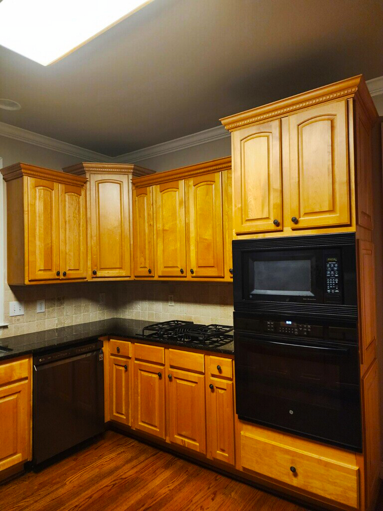 Audrey18 partial vs full overlay cabinets picture