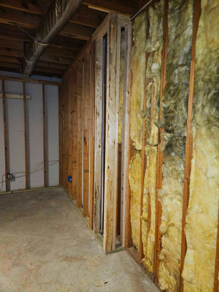 basement leak repair company picture